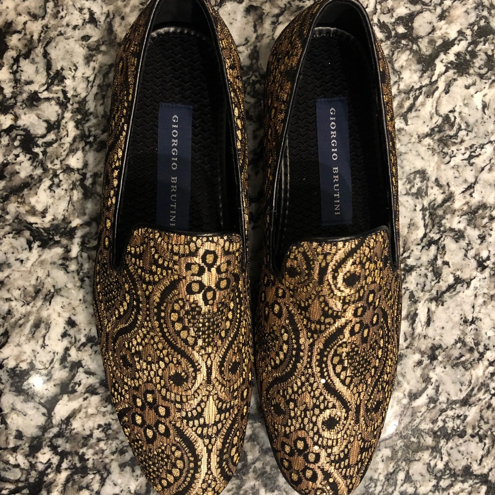 Giorgio Brutini Black & Gold Loafers
